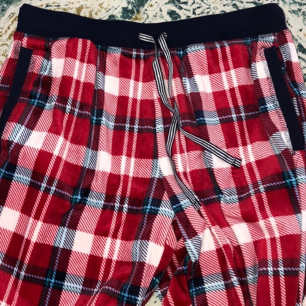 Nautica small red plaid flannel pajama bottoms - Picture 5 of 5